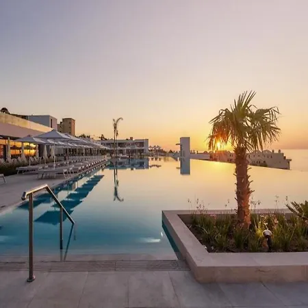 Hotel Grand