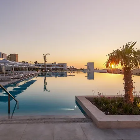 Hotel Grand